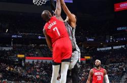 亚博体育直播包含集结日圣安东尼奥马刺备战中超；迎来里程碑细节曝光；管理层满意；细节决定成败的词条